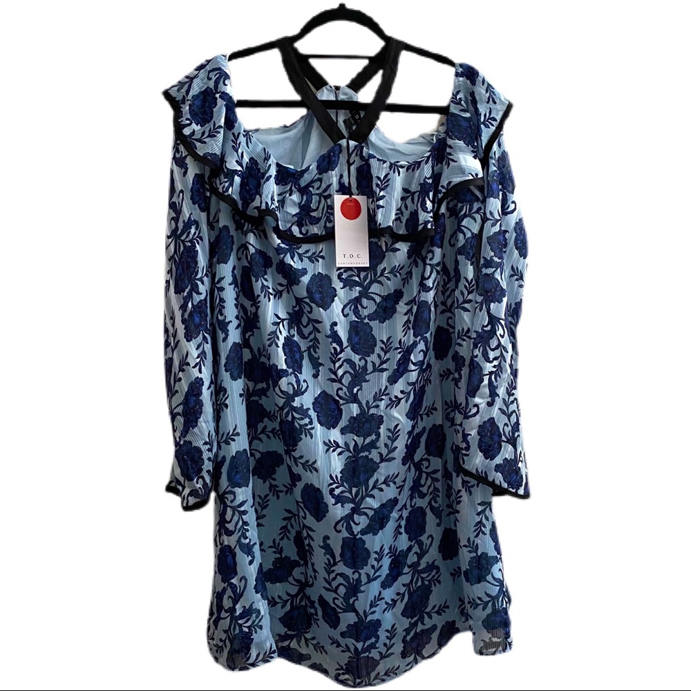 NWT tdc Off the Shoulder Blue Floral Dress XL